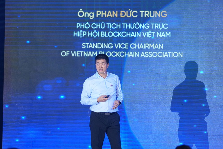 Ông Phan Đức Trung, Phó Chủ tịch Thường trực Hiệp hội Blockchain Việt Nam (VBA) đang chia sẻ về bức tranh toàn cảnh ngành blockchain Việt Nam và toàn cầu đang thay đổi theo hướng tập trung vào ứng dụng và tác động thực tế tới nền Kl992 cổng game cá cược