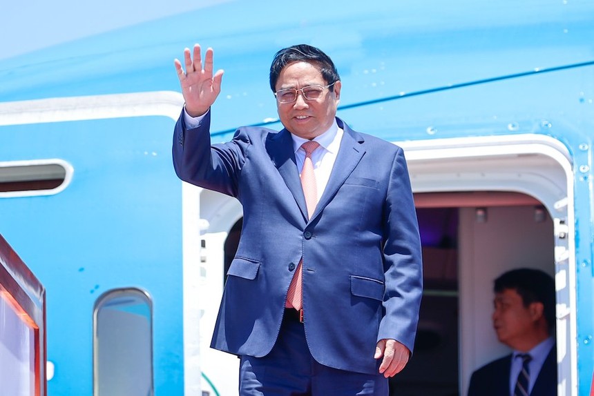 Thủ tướng Phạm Minh Chính tới Đại Liên, bắt đầu tham dự Hội nghị WEF và làm việc tại Trung Quốc. (Ảnh: Nhật Bắc)