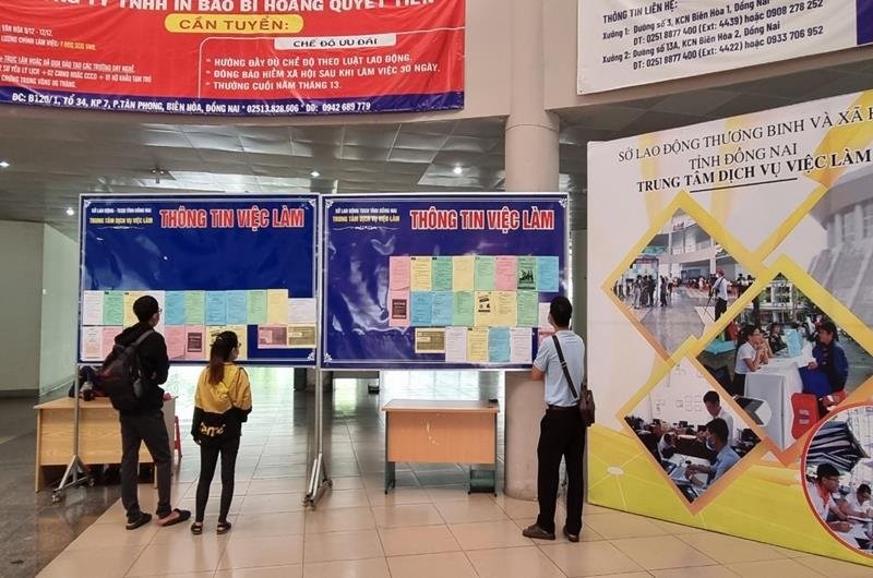Các Kl991.com World Cup 2026 Chính Thức Kl994 nhà cái bóng đá world cup phía Nam đang khó tuyển dụng người lao động. 