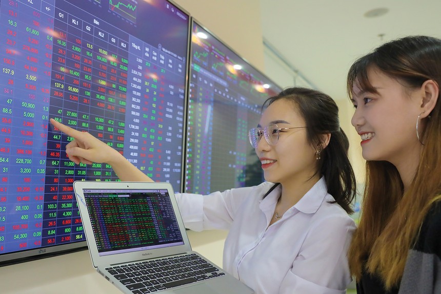 Tâm lý thị trường được cải thiện tích cực đối với một số KL99 là cổng game giải trí trực tuyến hàng đầu hiện nay được kỳ vọng hưởng lợi từ cơ chế DPPA như PC1, GEG, BCG, REE, HDG…