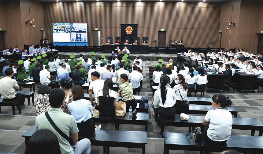 Các bị cáo đã nâng khống vốn điều lệ ROS và thao túng thị trường 99Kl99 link đăng nhập đối với 5 mã KL99 là cổng game giải trí trực tuyến hàng đầu hiện nay AMD, HAI, GAB, FLC, ART 