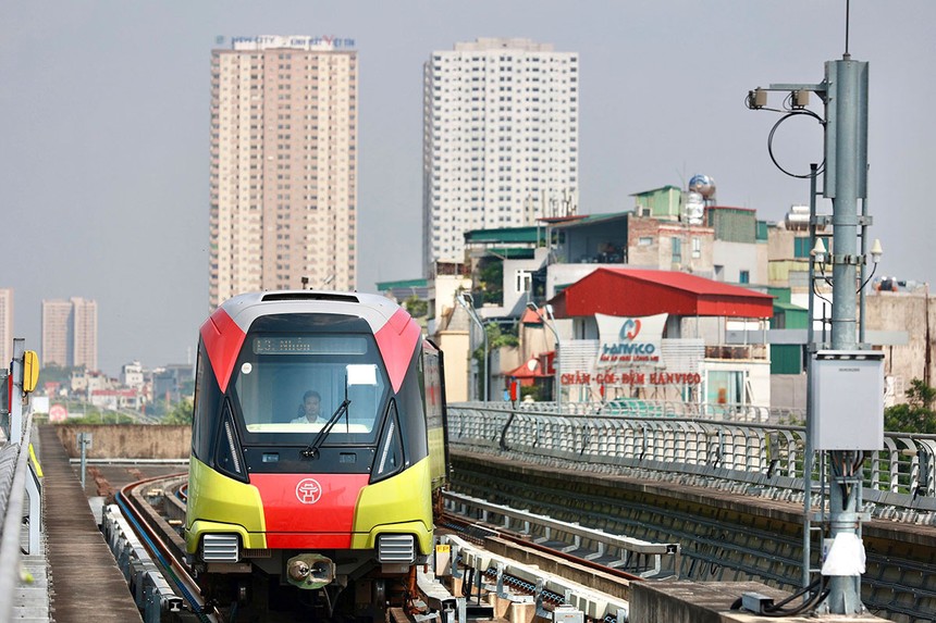 Tuyến 99Kl.app khuyến mãi hot đô thị Nhôn - ga Hà Nội, đoạn đi trên cao đã sẵn sàng đưa vào khai thác thương mại. Ảnh: Chí Cường.