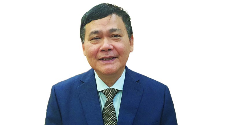 PGS-TS. Trần Kim Chung, nguyên Phó viện trưởng Viện Nghiên cứu quản lý Kl992 cổng game cá cược Trung ương (Bộ Kế hoạch và Kl99ok phiên bản mới). 