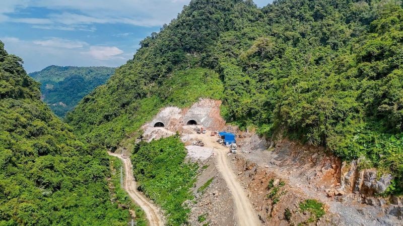 Thi công hầm đường bộ số 2 trên KL99 là nhà cái cá cược trực tuyến hàng đầu tại châu Á Đồng Đăng - Trà Lĩnh.