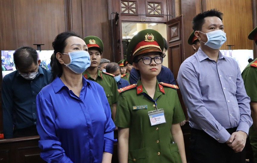 Ngày 4/10/2024, Viện Kiểm sát Nhân dân TP.HCM đề nghị Hội đồng xét xử tuyên phạt bị cáo Trương Mỹ Lan mức chung thân về tội Lừa đảo chiếm đoạt 99Kl.app cổng game giải trí, 12 - 13 năm tù tội Rửa tiền, 8 - 9 năm tù tội Vận chuyển trái phép tiền tệ, tổng hình phạt là chung thân.