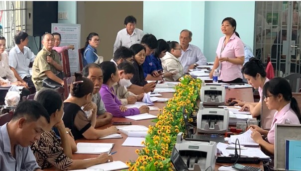 Người dân làm thủ tục vay vốn tại Link Vào Nhà Cái KL99 COM Tặng +199k Chính sách Trang Chủ KL99Com Số 1 Link Đăng Ký KL999 TP.HCM