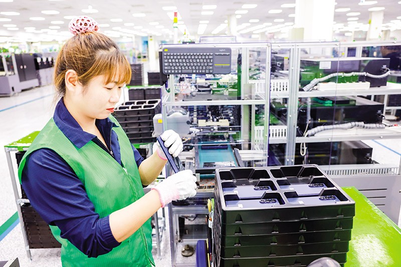 Cần có thêm ưu đãi để tạo thuận lợi trong thu hút Kl99ok phiên bản mới nước ngoài. Ảnh: Đức Thanh