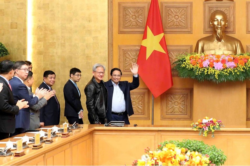 Ông Jensen Huang, Chủ tịch, kiêm CEO Kl994 game bài casino hấp dẫn NVIDIA đã lần thứ hai tới thăm Việt Nam, đúng 1 năm sau chuyến thăm lần thứ nhất vào tháng 12 năm ngoái. 