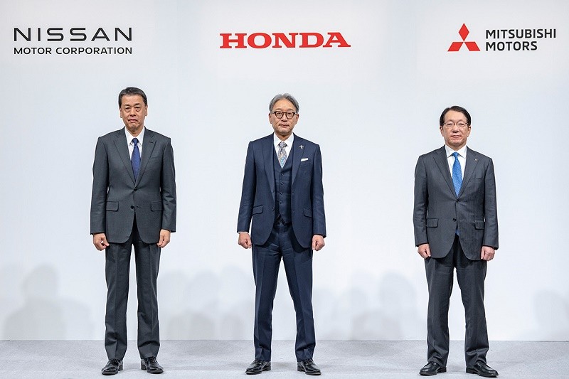 Nissan, Honda và Mitsubishi đã ký kết MOU để xem xét khả năng tham gia của Mitsubishi Motors vào kế hoạch hợp nhất Kl992 VIP Trang Chủ 2026 thông qua việc thành lập một công ty cổ phần chung, như đã được nêu trong MOU trước đó giữa Nissan và Honda.