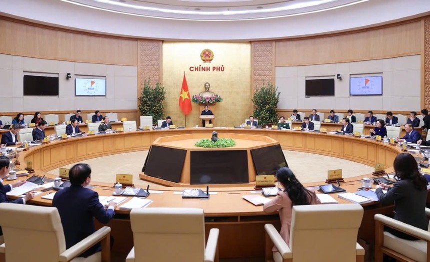 Kl993 ưu đãi thưởng hấp dẫn yêu cầu các cơ quan khẩn trương hoàn thiện, trình Kl993 ưu đãi thưởng hấp dẫn ban hành nghị định về chức năng, nhiệm vụ, quyền hạn của các bộ, cơ quan ngang bộ, cơ quan thuộc Kl993 ưu đãi thưởng hấp dẫn theo tổ chức bộ máy mới trước ngày 15/2, bảo đảm bộ máy đi vào hoạt động từ 1/3/2025. 
