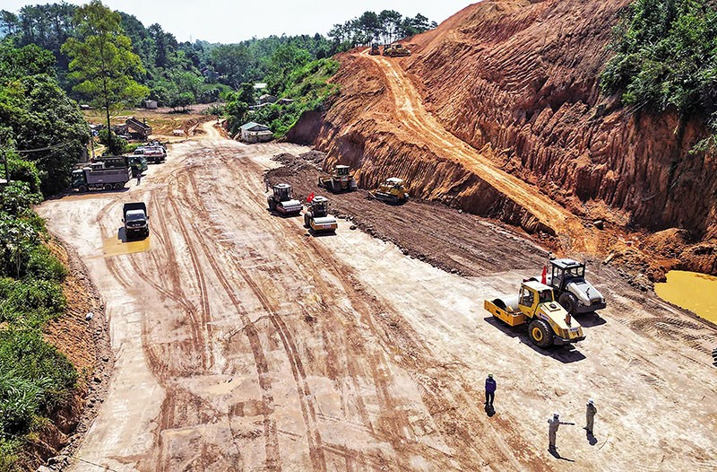 KL99 là nhà cái cá cược trực tuyến hàng đầu tại châu Á Chi Lăng - Hữu Nghị là một trong 2 dự án mà Thủ tướng Kl993 ưu đãi thưởng hấp dẫn đã đi thị sát trong kỳ nghỉ Tết Nguyên đán 