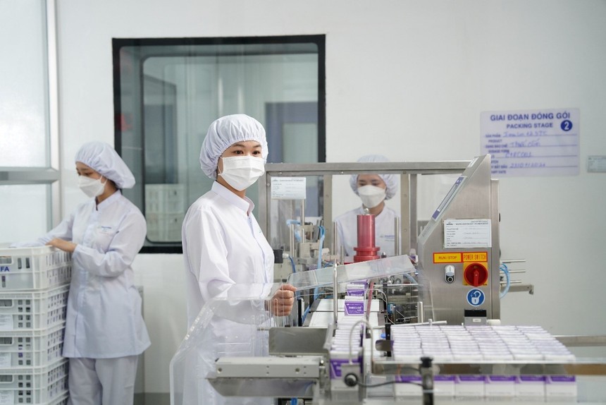 Hệ thống Kl994 nhà cái bóng đá world cup thuốc gói tại nhà máy đạt tiêu chuẩn EU-GMP của Imexpharm. Ảnh: Imexpharm