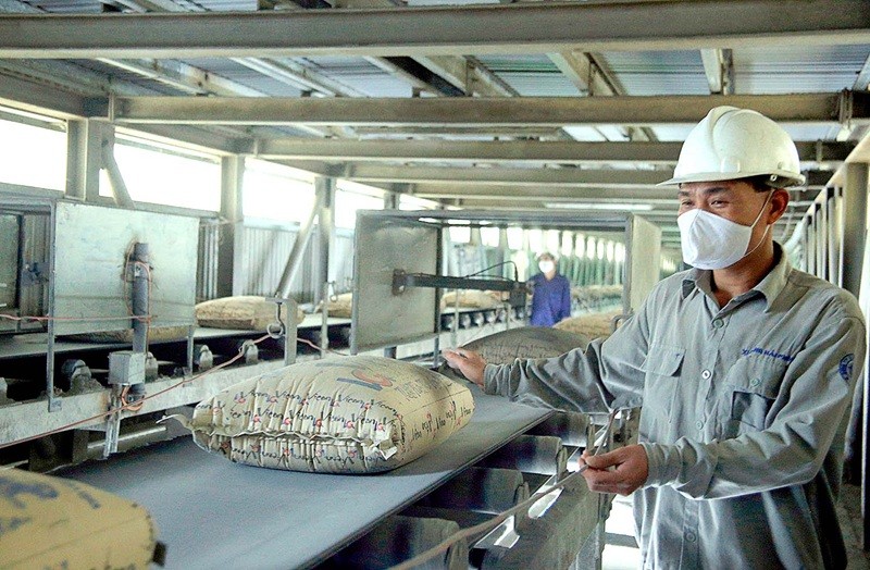 Thị trường xuất khẩu xi măng, clanhke bị thu hẹp do cạnh tranh gay gắt. (Ảnh: Dũng Minh)