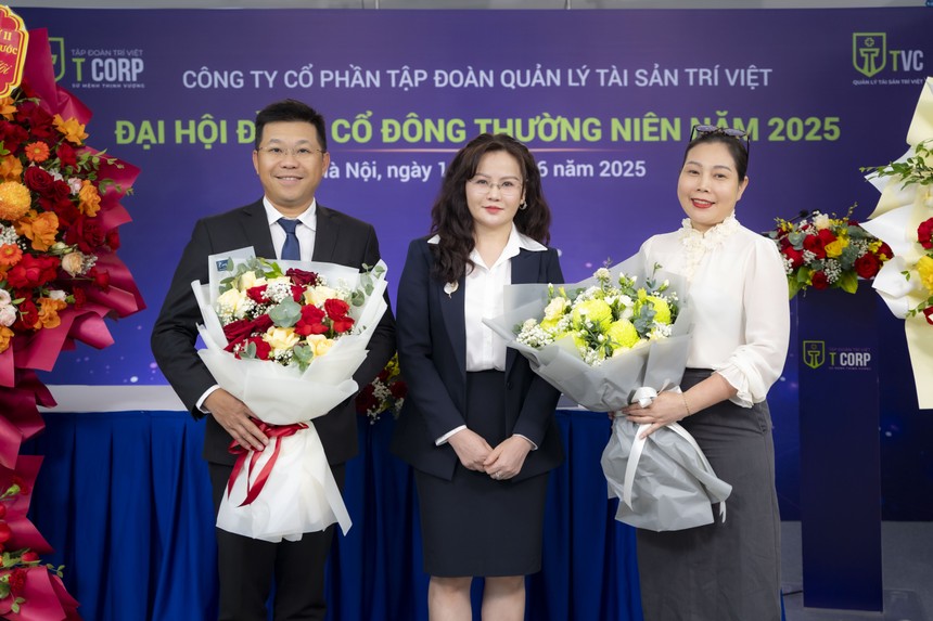 Các thành viên HĐQT ra mắt Trang Chủ KL99Com Số 1 Link Đăng Ký KL999