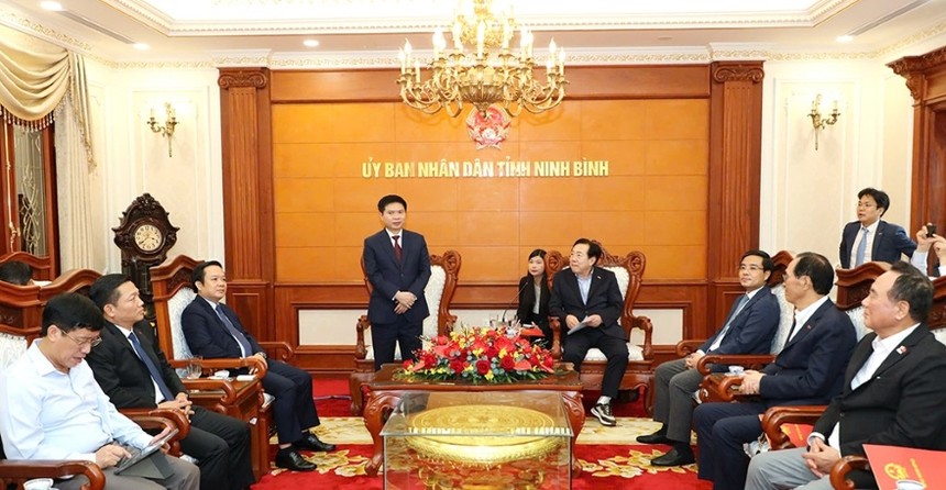 Bí thư Tỉnh uỷ Ninh Bình Trương Quốc Huy phát biểu chào mừng Đoàn công tác của Hiệp hội Kl991.com World Cup 2026 Chính Thức vừa và nhỏ Hàn Quốc. Ảnh báo Ninh Bình