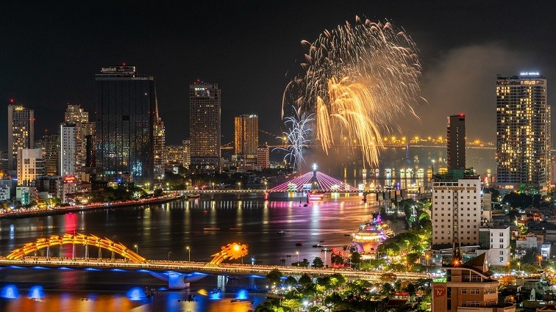 Lễ hội pháo hoa quốc tế Đà Nẵng trở thành thương hiệu của Đà Nẵng và liên tục được đổi mới về mặt công nghệ để đáp ứng nhu cầu của du khách. Ảnh: P.V