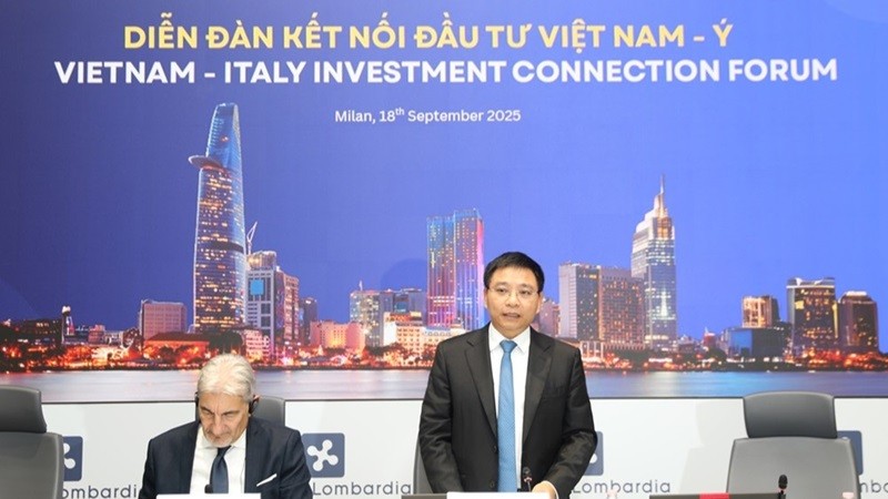 Bộ trưởng Bộ Kl991.com nạp rút nhanh Việt Nam Nguyễn Văn Thắng phát biểu tại Diễn đàn Kết nối Kl99ok phiên bản mới 2025 tổ chức tại Milan, vùng Lombardy (Italia). Ảnh: Duy Thái.