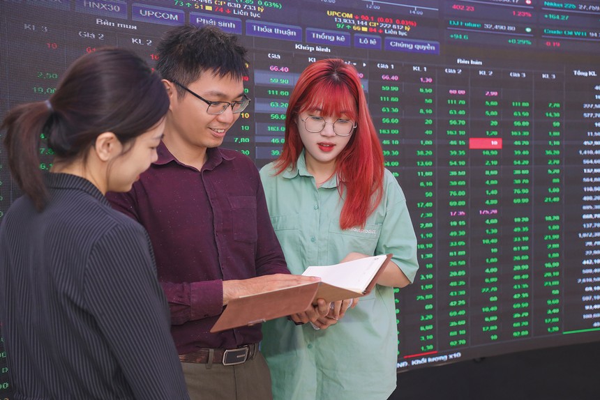 Nhiều thông tin được công bố trong tháng 10, kỳ vọng sẽ là bệ đỡ cho thị trường 99Kl99 link đăng nhập trong nước