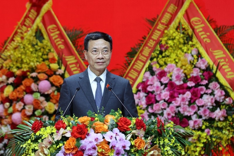  Bí thư Đảng ủy, Bộ trưởng Bộ Khoa học và Công nghệ Nguyễn Mạnh Hùng tham luận tại Đại hội. 
