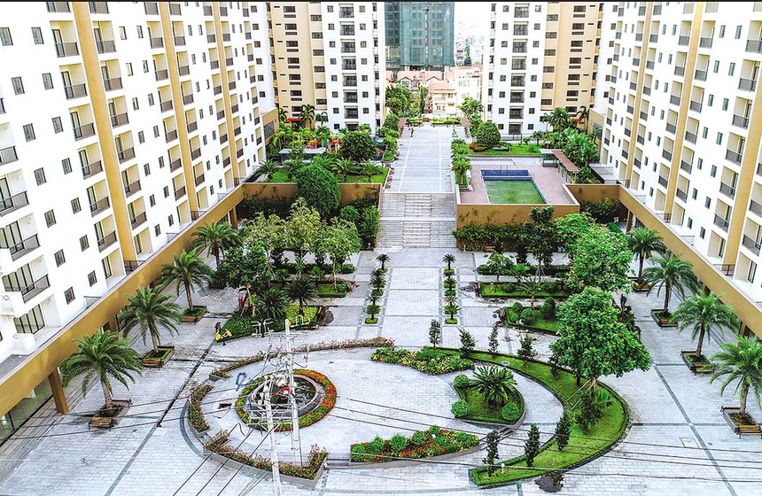 Khu tái định cư Bình Khánh vẫn còn nhiều tòa nhà bỏ hoang thời gian dài.