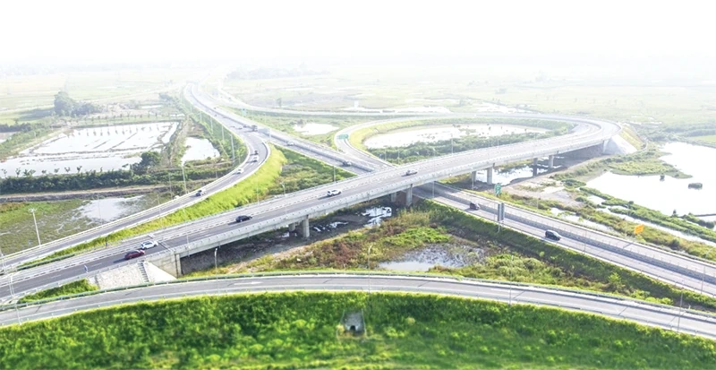 Thanh Hóa đang thực hiện chiến dịch 90 ngày đêm hoàn thành Kế hoạch Kl99ok phiên bản mới công trong quý IV/2025.