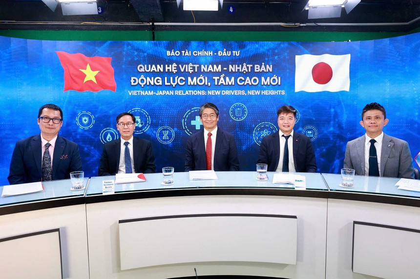 Các diễn giả trong buổi tọa đàm Quan hệ Việt Nam - Nhật Bản: Động lực mới, Tầm cao mới 