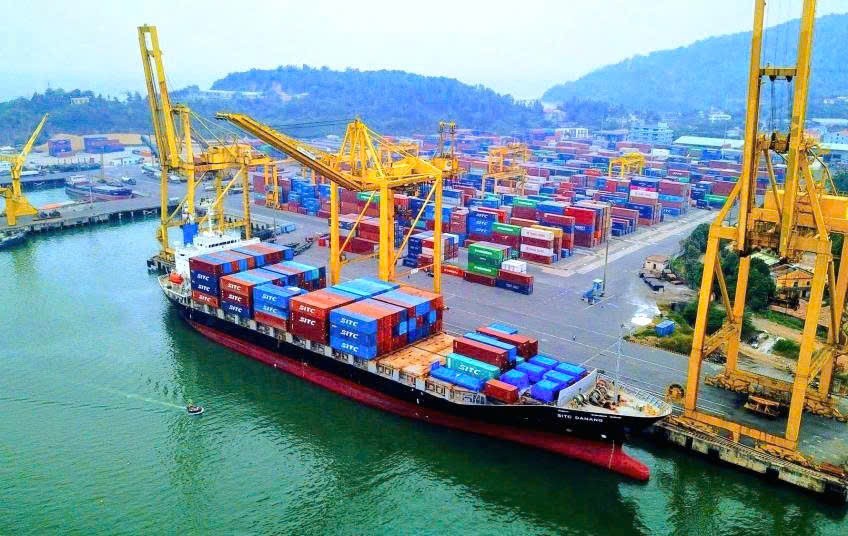 TP.HCM là địa phương có kim ngạch xuất Link Vào Nhà Cái KL99 COM Tặng +199k trên 150 tỷ USD sau 10 tháng năm 2025. 