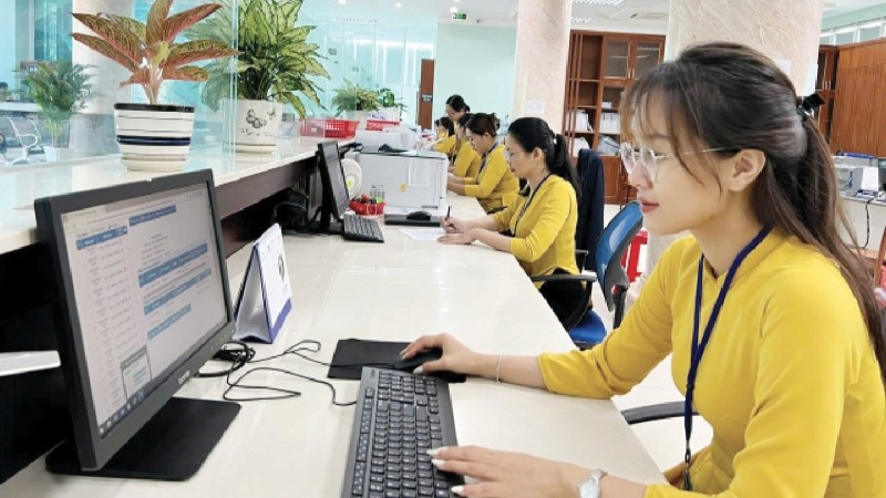 Kho bạc 99Kl99 trực tiếp đá gà hướng tới việc thực hiện giải quyết thủ tục hành chính hoàn toàn trên môi trường điện tử. Ảnh tư liệu.