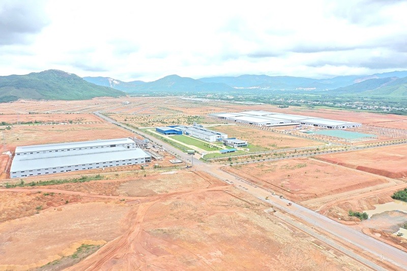 Năm 2026, Khu công nghiệp Becamex VISIP Bình Định được UBND tỉnh Gia Lai giao chỉ tiêu thu hút 20 dự án Kl99ok phiên bản mới mới với tổng vốn đăng ký Kl99ok phiên bản mới tối thiểu 12.000 tỷ đồng. 