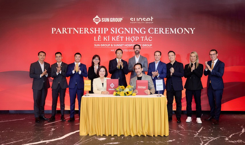 Lễ ký kết đánh dấu bước tiến quan trọng trong việc hoàn thiện hệ sinh thái của Sun Group, tiếp tục hành trình nâng tầm các điểm đến du lịch Việt Nam bằng những trải nghiệm đa dạng và đẳng cấp