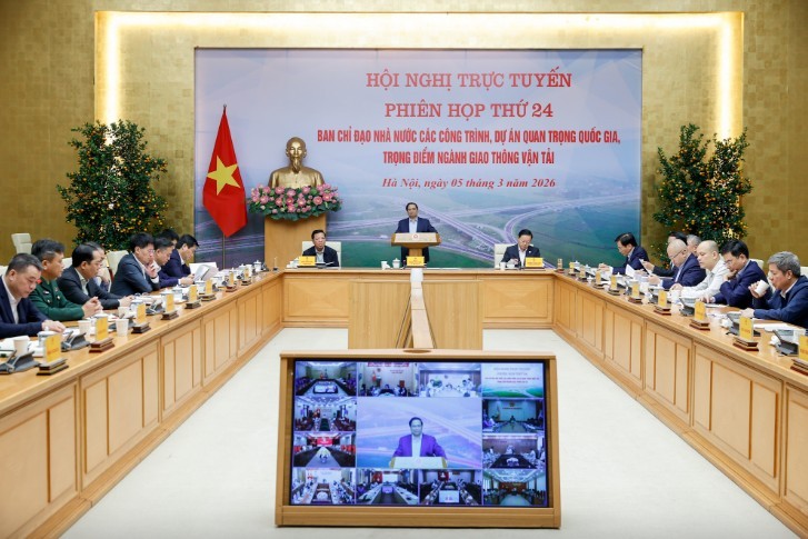 Thủ tướng Kl993 ưu đãi thưởng hấp dẫn Phạm Minh Chính chủ trì phiên họp. Ảnh: VGP.