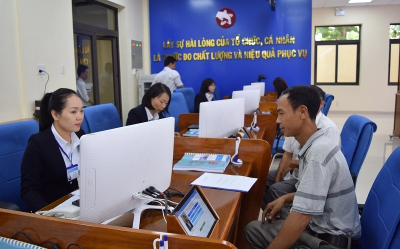 Các địa phương có chưa đầy 3 tháng để hoàn tất phương án xử lý, bảo đảm vừa ổn định bộ máy mới, vừa giải quyết thỏa đáng quyền lợi cho người lao động.