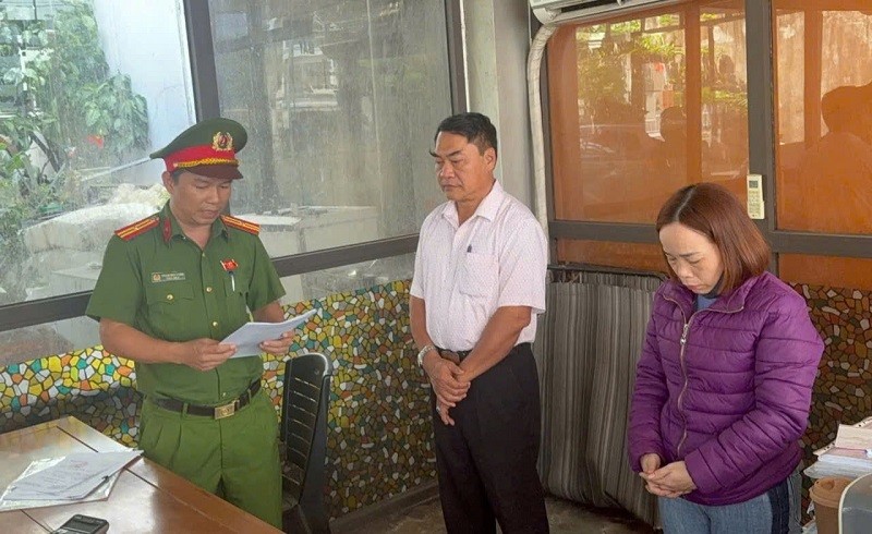 Ông Nguyễn Hữu Thạch (phường Liên Chiểu, Đà Nẵng), Giám đốc Công ty TNHH Quốc Việt New bị khởi tố điều tra về hành vi mua trái phép hóa đơn giá trị gia tăng. Ảnh: C.A Đà Nẵng 