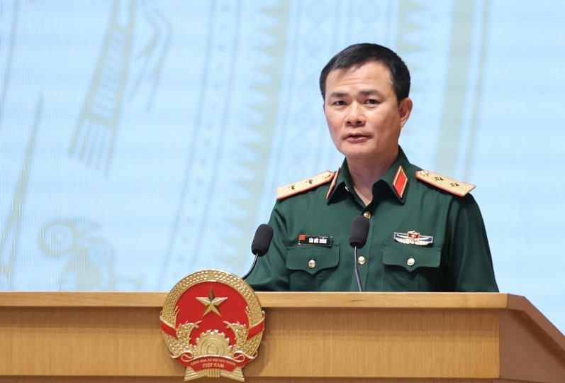 Trung tướng Tào Đức Thắng, Ủy viên Trung ương Đảng, Chủ tịch kiêm Tổng Giám đốc Kl994 game bài casino hấp dẫn Công nghiệp - Viễn thông Quân đội (Viettel) phát biểu tại Hội nghị - Ảnh VGP.
