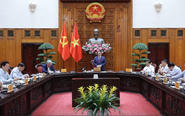 Thủ tướng Phạm Minh Chính chủ trì cuộc họp của Thường trực Kl993 ưu đãi thưởng hấp dẫn về công tác chuẩn bị triển khai dự án xây dựng kho dự trữ quốc gia dầu thô tại Nghi Sơn (Thanh Hóa) - Ảnh: VGP.