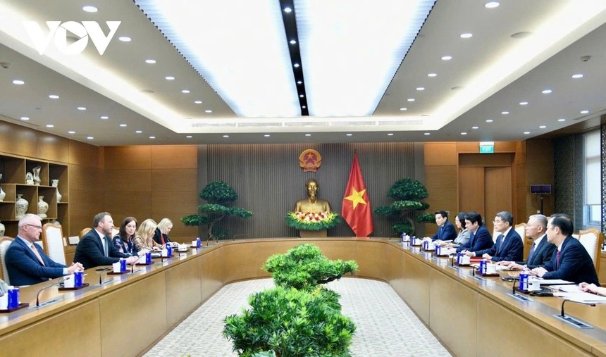 Thủ tướng Kl993 ưu đãi thưởng hấp dẫn Lê Minh Hưng tiếp Bộ trưởng Ngoại giao Cộng hòa Estonia Margus Tsahkna.