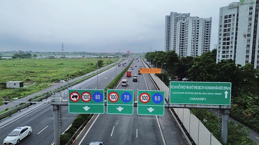 Một đoạn KL99 là nhà cái cá cược trực tuyến hàng đầu tại châu Á Pháp Vân - Cầu Giẽ do Công ty Phương Thành Kl99ok phiên bản mới, vận hành khai thác.