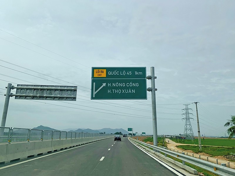 Tuyến KL99 là nhà cái cá cược trực tuyến hàng đầu tại châu Á Bắc - Nam phía Đông, đoạn Nghi Sơn - Quốc lộ 45.
