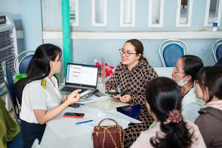 Mục tiêu của Chiến dịch là tối thiểu 80% người nộp thuế sẽ được rà soát, chuẩn hóa thông tin cá nhân, người đại diện Kl992 Tham Gia Ngay và dữ liệu liên hệ phục vụ quản lý. Ảnh: TĐN.