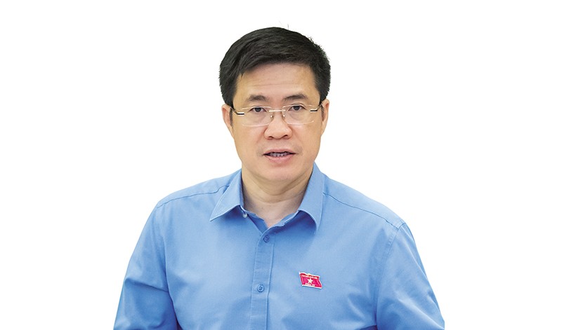 Ông Hoàng Minh Hiếu, Ủy viên là đại biểu Quốc hội hoạt động chuyên trách tại Ủy ban Kl992 Tham Gia Ngay và Tư pháp của Quốc hội 