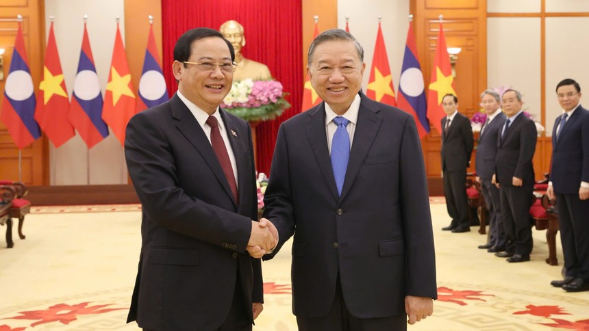 Tổng Bí thư, Chủ tịch nước Tô Lâm tiếp Thủ tướng Lào Sonexay Siphandone. Ảnh: Đức Thanh.