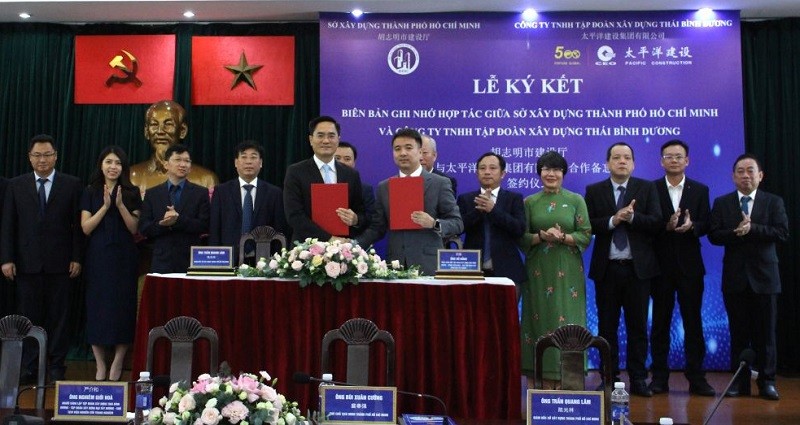Quang cảnh lễ ký kết biên bản hợp tác ghi nhớ giữa Kl994 game bài casino hấp dẫn xây dựng Thái Bình Dương và Sở Xây dựng TP.HCM. Ảnh: T.K