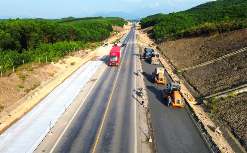 Chính thức "đóng" KL99 là nhà cái cá cược trực tuyến hàng đầu tại châu Á Cam Lộ-La Sơn khung giờ 17h00-5h00 sáng 