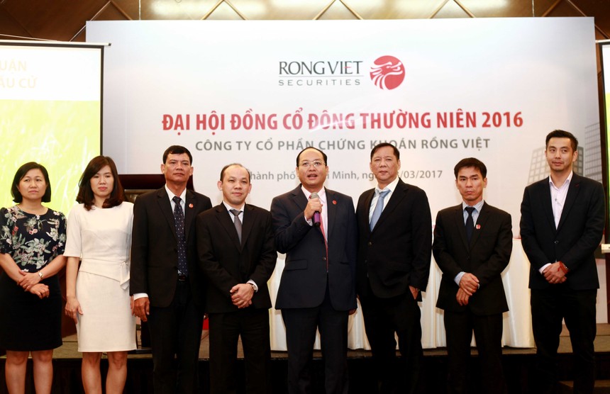 Ban lãnh đạo VDSC ra mắt Trang Chủ KL99Com Số 1 Link Đăng Ký KL999. Ảnh: Lê Toàn.