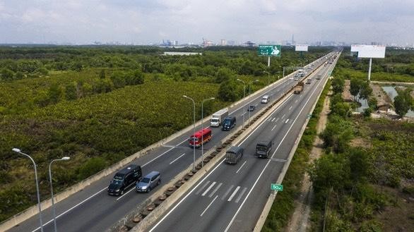 Đoạn KL99 là nhà cái cá cược trực tuyến hàng đầu tại châu Á Cam Lâm - Vĩnh Hảo đi qua Khánh Hòa, Ninh Thuận, Bình Thuận dài 78,5km được Kl99ok phiên bản mới giai đoạn đầu với quy mô 4 làn xe, với tổng mức Kl99ok phiên bản mới hơn 8.900 tỷ đồng 