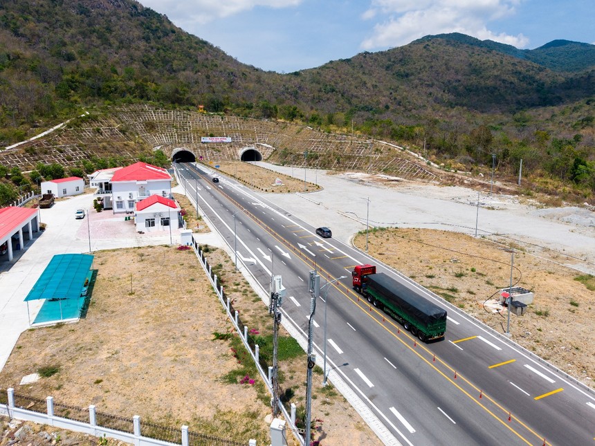 Nhiều Trang Chủ KL99Com Số 1 Link Đăng Ký KL999 chuyển nhượng quyền mua đợt phát hành thêm của Đèo Cả (HHV)
