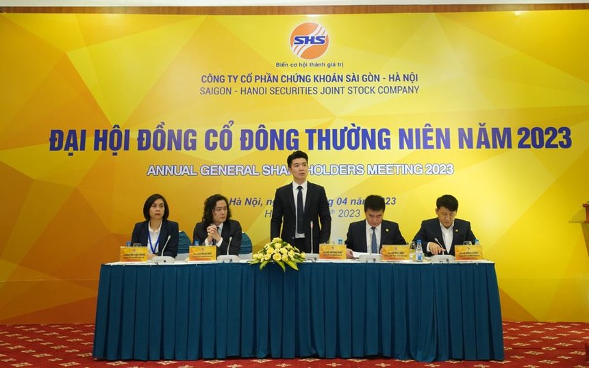 Ông Đỗ Quang Vinh chủ trì đại hội Trang Chủ KL99Com Số 1 Link Đăng Ký KL999 SHS