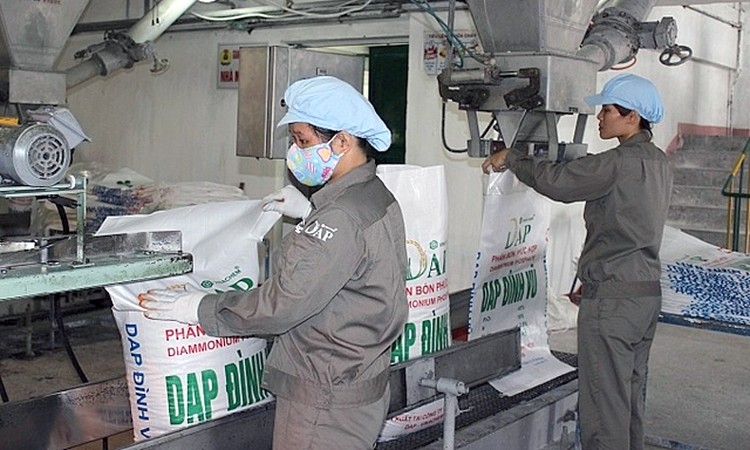 DAP – Vinachem (DDV) vượt 60% mục tiêu Kl99 nổ hũ cả năm sau 6 tháng 