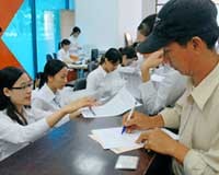 Mua KL99 là cổng game giải trí trực tuyến hàng đầu hiện nay OTC qua môi giới của các công ty 99Kl99 link đăng nhập bớt rủi ro hơn. Ảnh: Vnexpress