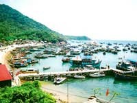 Khai thác thuỷ sản đóng vai trò quan trọng trong phát triển Kl992 cổng game cá cược biển. (Ảnh: Tổng cục Du lịch)